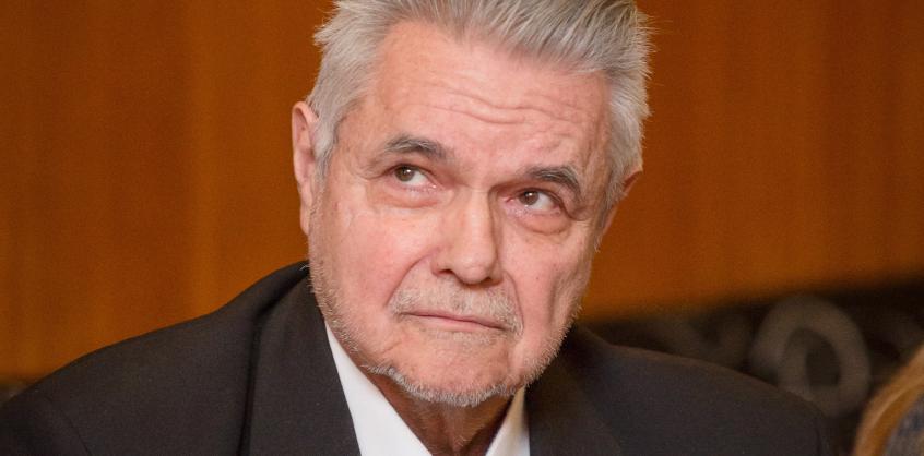 Íme az összeg: Oszter Sándor örököse tetemes adósságot örököl a többszáz milliós luxusingatlan mellé