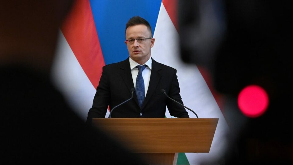 Kijev „kiagyaltnak” tartja Szijjártó Péter állítását