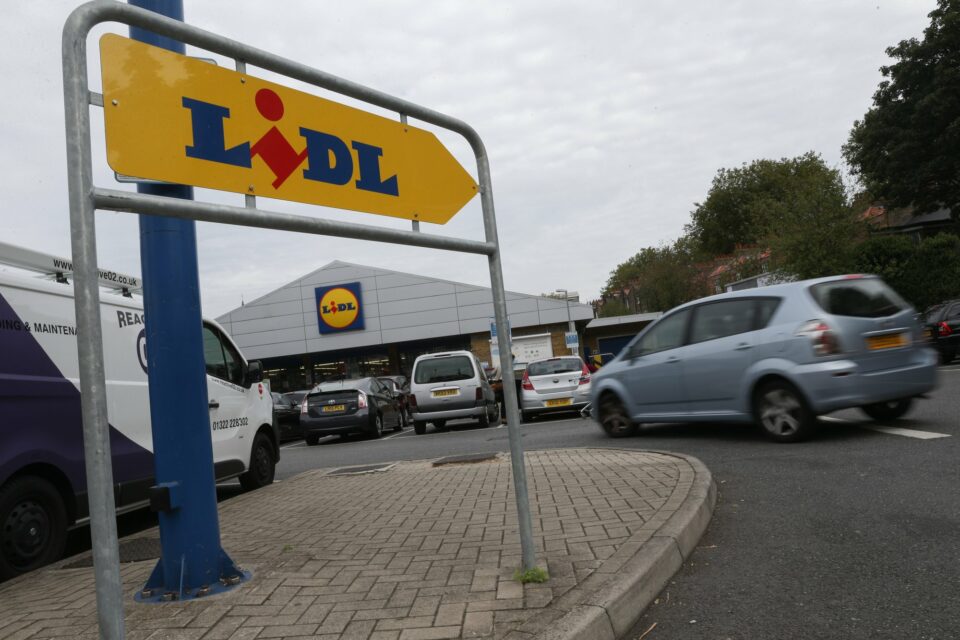 Mennyiségi korlátozást vezet be a Lidl az árcsökkentett termékekre