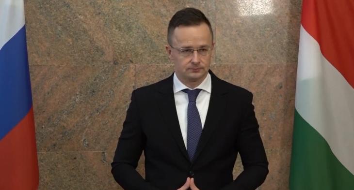 Szijjártó: Magyarország nem segít Ukrajnának – miről tárgyal majd Putyin és Orbán Viktor?