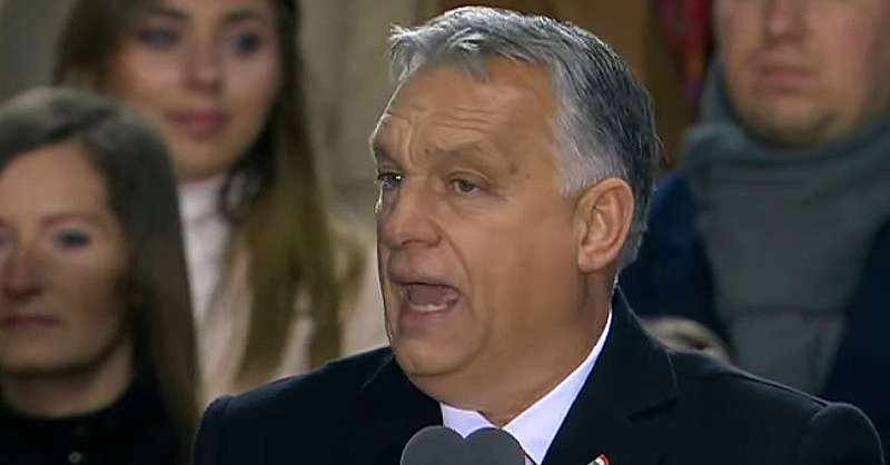 “Orbán a bukásra játszik” – Parádésan levezette a televíziós, hogy mit miért csinál most a kormánypárt