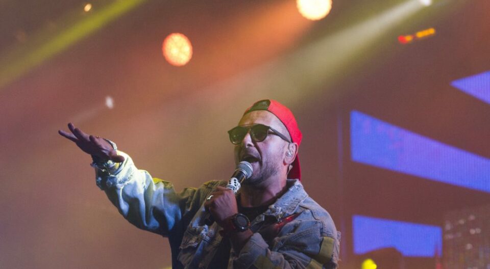 Majka reméli, minél hamarabb rárohad Gődényre a kéz- és lábbilincs