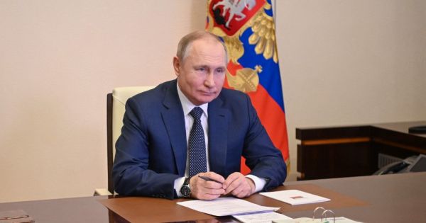 Putyin: Oroszország akkor áll le, ha Ukrajna felhagy a harccal és teljesítik követeléseit