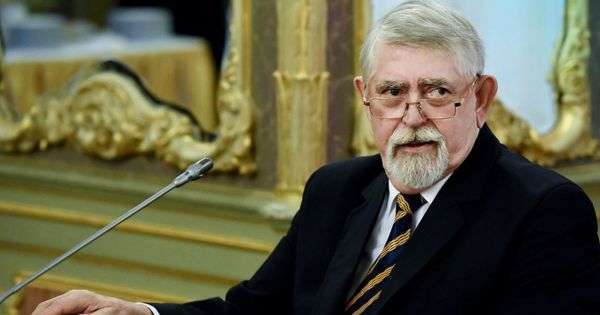 Új rendeletet kellett kiadnia Kásler Miklósnak a menekültek egészségügyi ellátásáról