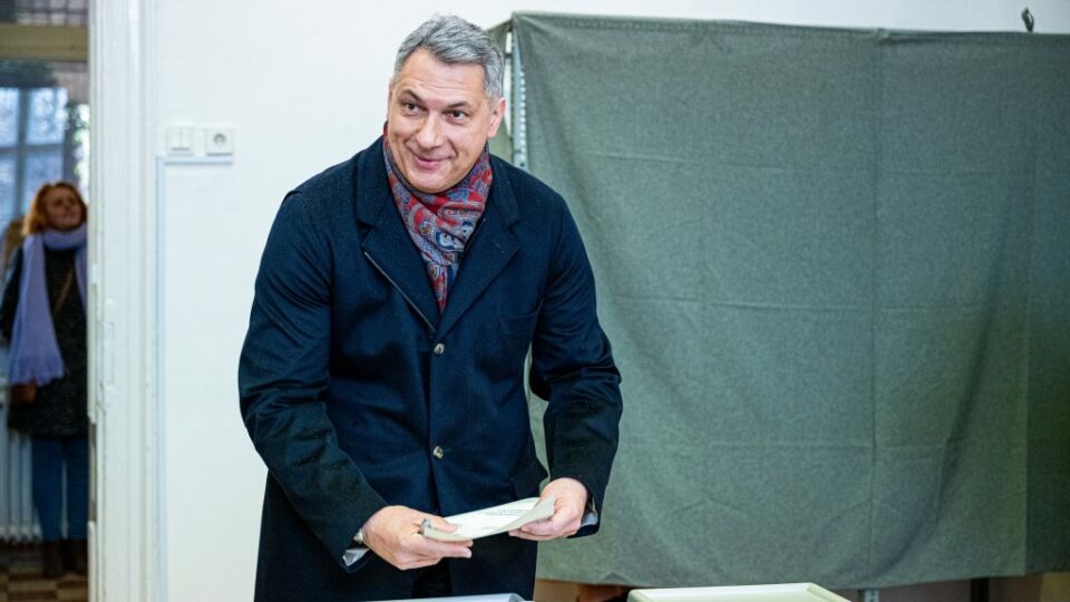 Lázár János munkamegbeszélésre hívja Márki-Zay Pétert