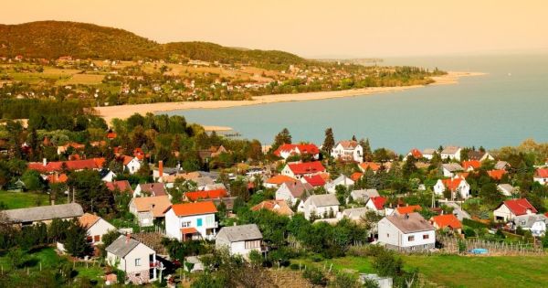 Lemondtak a magyarok a Balatonról