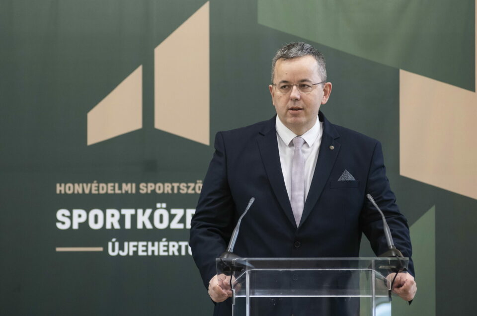 Kilép a Fideszből Újfehértó polgármestere