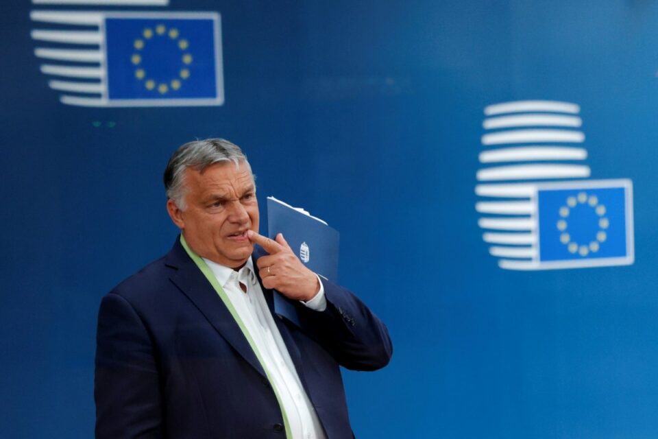 Külpolitikai szakértő: ha a magyar kormány tovább feszíti a húrt, az könnyen elpattanhat