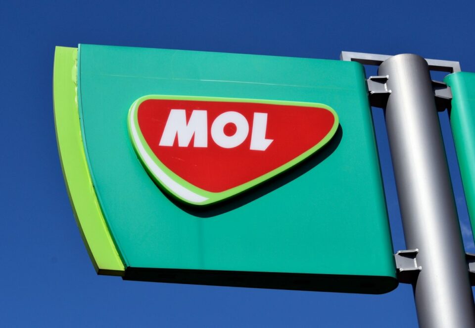 Sokatmondó válasz a Mol-tól a különadóra