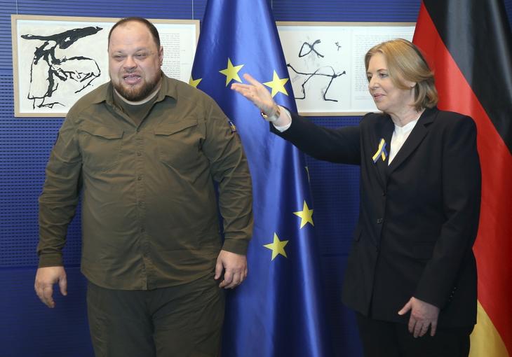 Üzentek a németek Ukrajnának