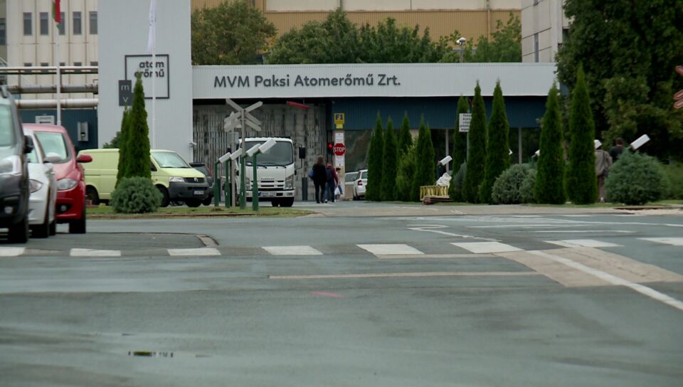 Holoda Attila szerint blöffölt a kormány a magas piaci árral