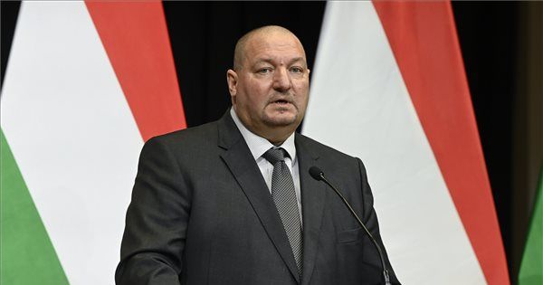 Németh Szilárd elárulta, mikor áll vissza a teljes rezsicsökkentés