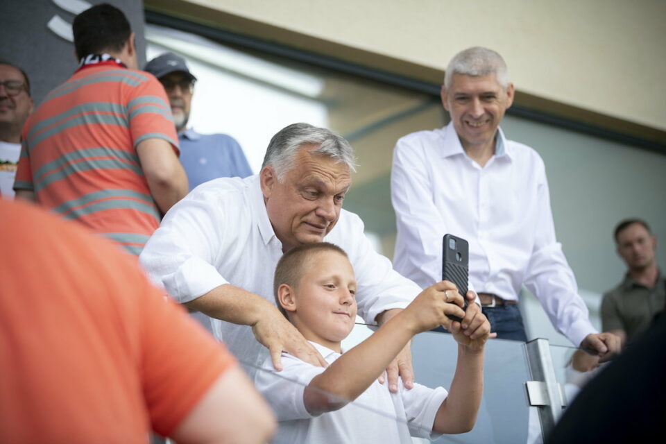 Guardian: Orbán Viktor nyomásgyakorlása a bíróságokra veszélyezteti a jogállamiságot