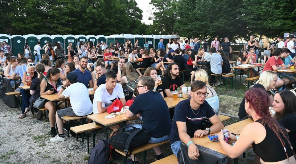 Házasodna a gazda: „Ránézek a külsőmre, és top tízes vagyok” – így mutatkozott be az egyik lány