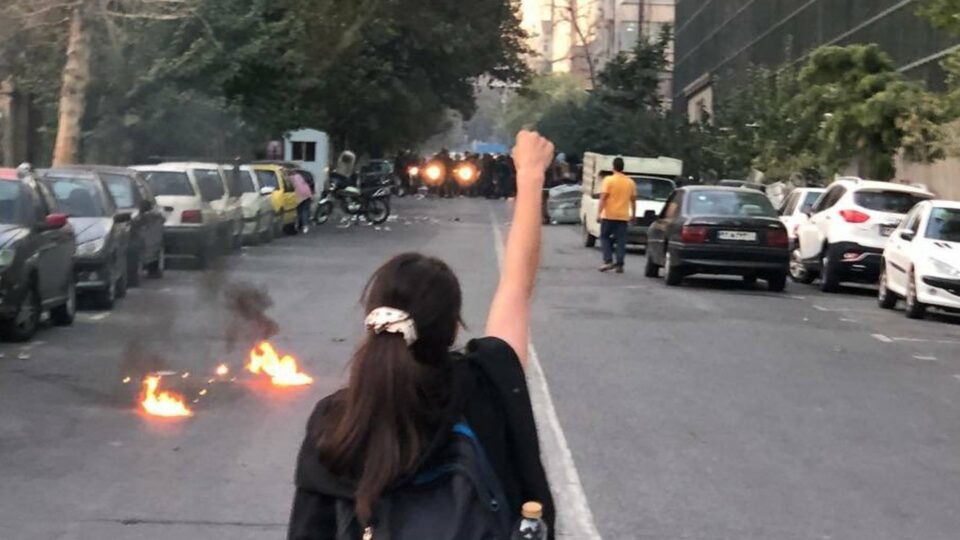 Mahsa Amini: Protests over woman’s death claim more lives in Iran