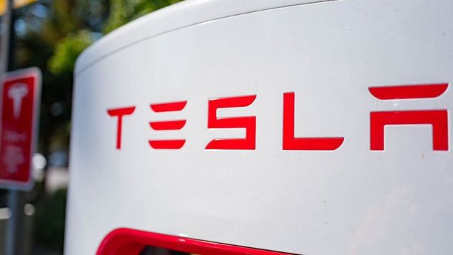 Tesla ordered to recall more than a million US cars