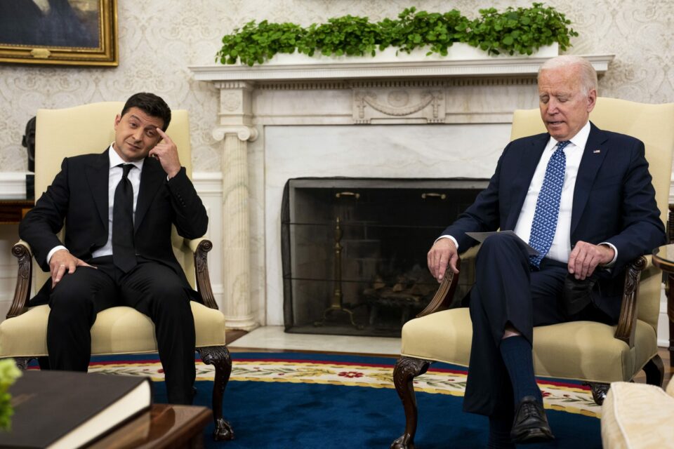 Biden türelme elfogyott, lekiabálta a követelőző Zelenszkijt