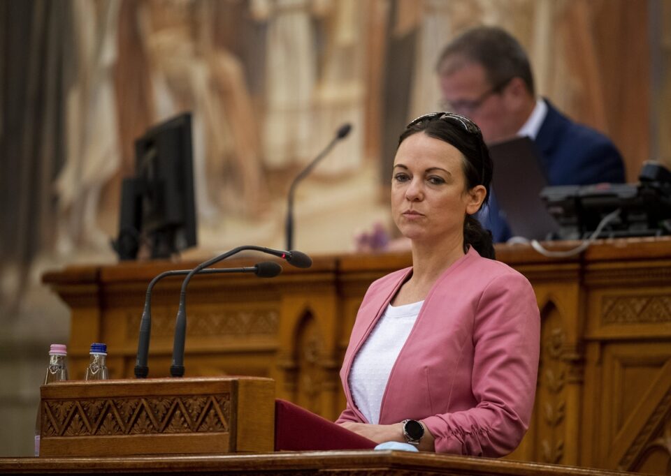 Döntött a bíróság: Szabó Tímeának közel 8 millió forintos sérelmi díjat kell fizetnie Bús Balázsnak