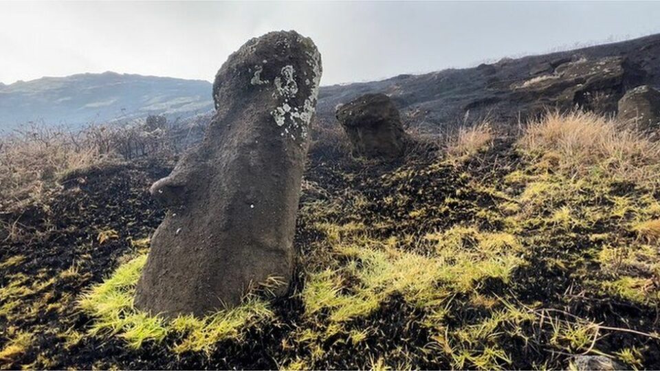 Easter Island: Sacred statues damaged by wild fire
