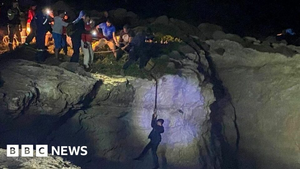 Greek cliff rescue in double migrant tragedy off Lesbos and Kythira