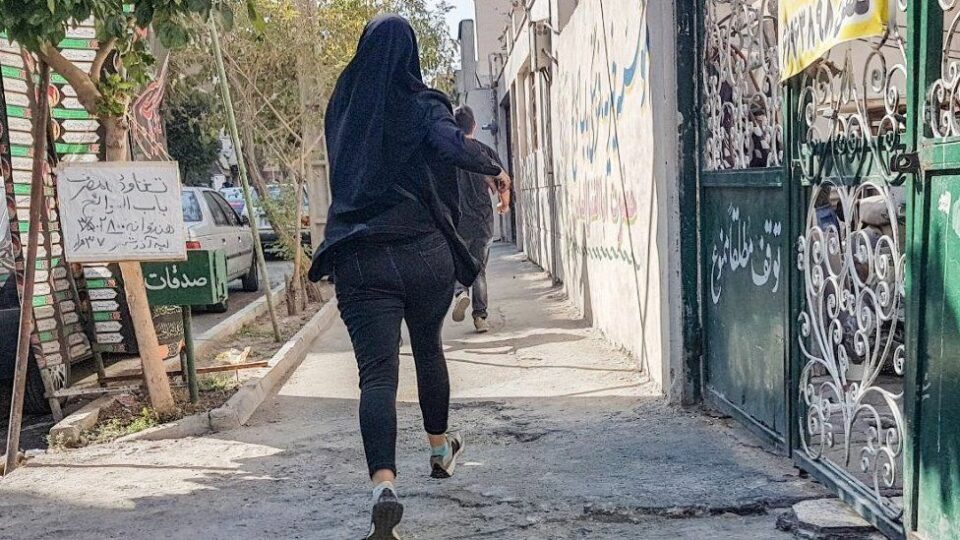 Iran protests: Germany calls for sanctions over violent crackdown