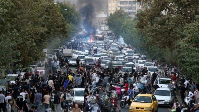 Iran protests: ‘Nine Europeans’ arrested in latest unrest