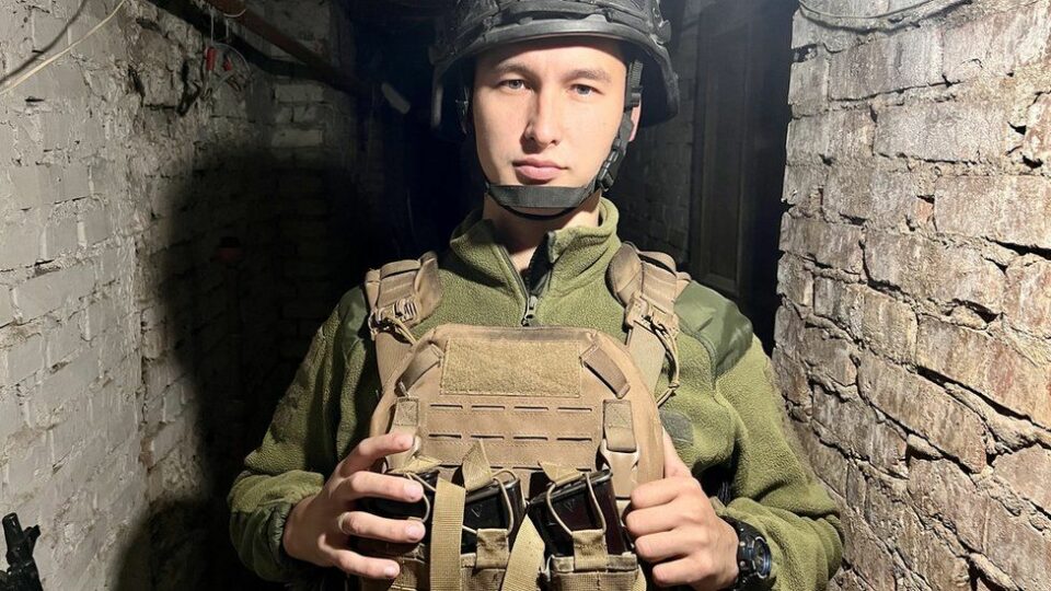 Ukraine war: Putin’s annexation will fail, say Ukrainians at eastern front