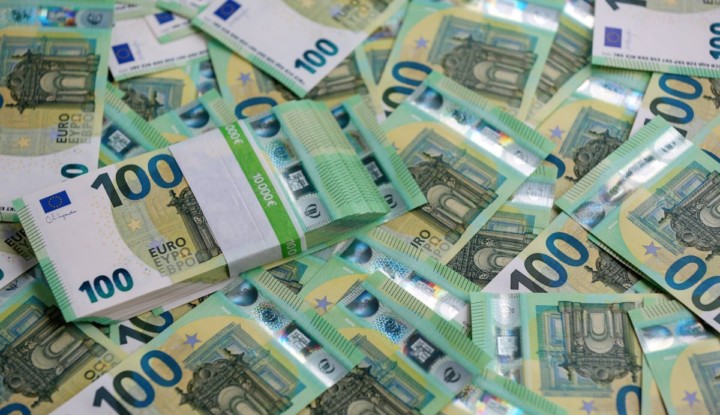 Bejelentés: megnyílnak az uniós pénzcsapok