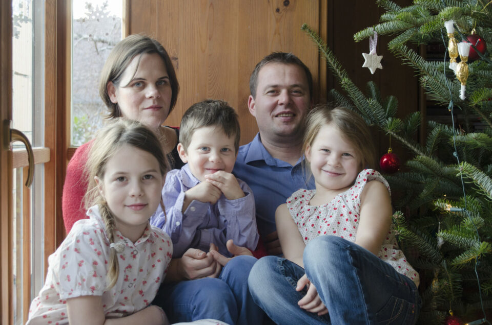 Egy katolikus pap kettős élete