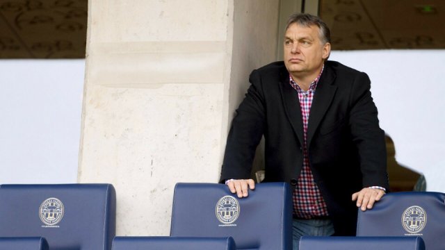 Závecz: Egymillió szavazót vesztett a Fidesz május óta, az emberek 71 százaléka szerint rossz irányba megy az ország