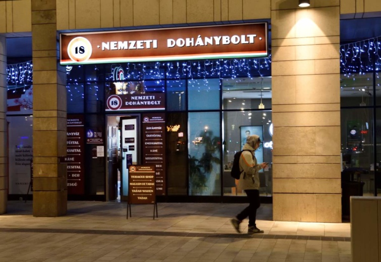 Komoly változások jönnek a dohányboltokban