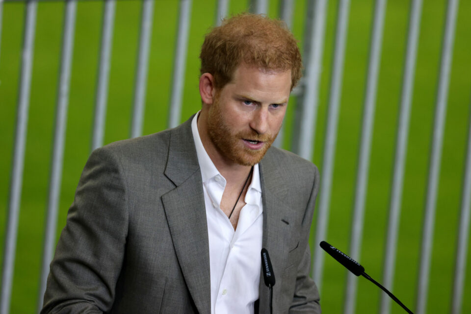 Harry herceget kitoloncolhatják az Egyesült Államokból, mert nyilvánosan elismerte, hogy drogozott