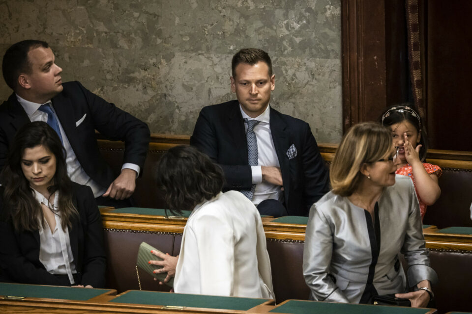 Tiborcz István plázákat vett karácsonyra