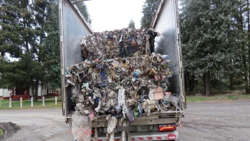 Lebukott a szemétmaffia Magyarországon: 17 éves, trükkös bűncselekményt másoltak