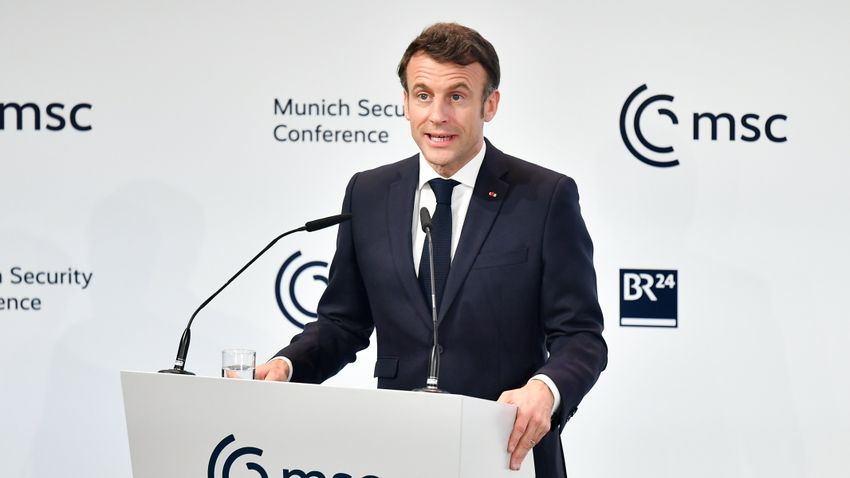 Macron legyőzné, de nem zúzná szét Oroszországot