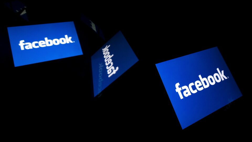 Most akkor fizetős lesz a Facebook vagy nem?