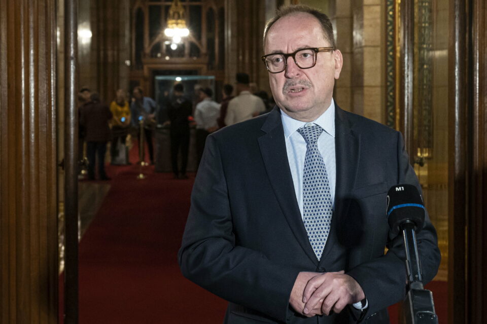 Székely zászló: visszavágott a román külügy kirohanására Németh Zsolt