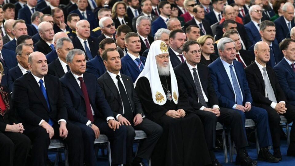 Orosz külügyi szóvivő: Belharcok dúlnak a Kreml belső köreiben