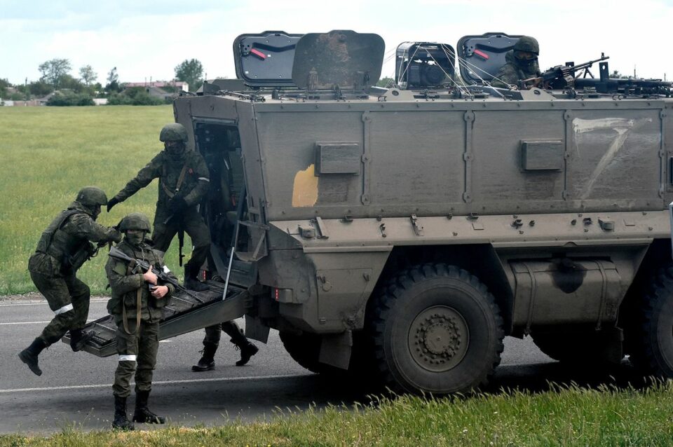 Végleg feladhatják az oroszok Bahmut ostromát, a csapatokat már más irányba küldték