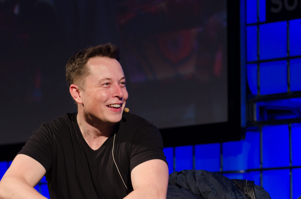 Elon Musk is reagált Orbán Viktor bejegyzésére