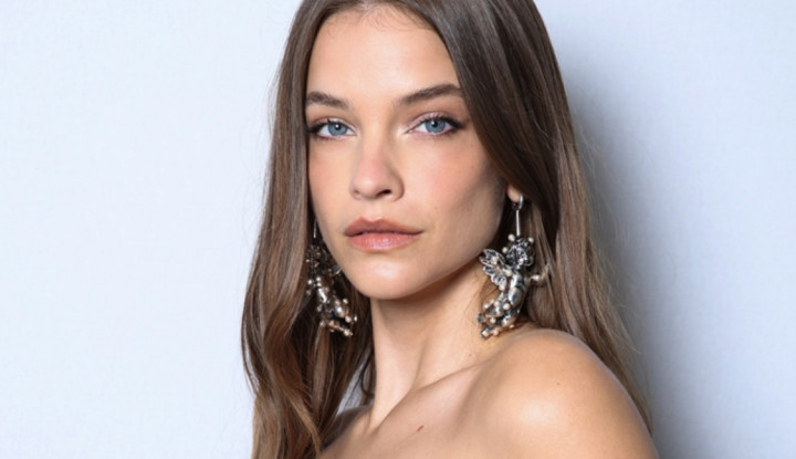 Palvin Barbi ritkán látott nővére igazi bombázó: Anita le sem tagadhatná gyönyörű testvérét, akkora a hasonlóság