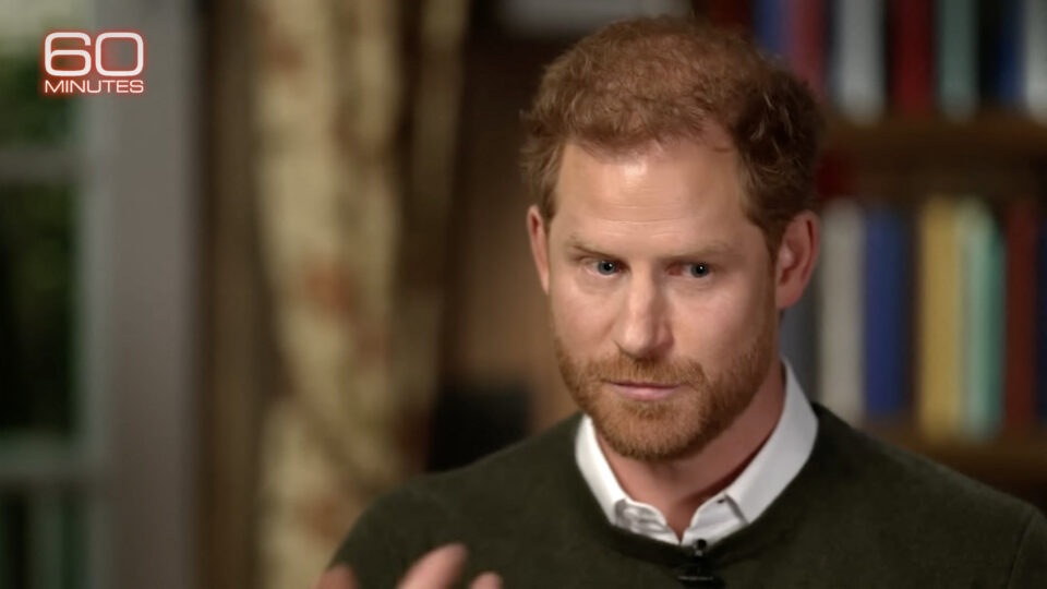 Teljes pánikban Harry és Meghan: mielőbb békülni akarnak a királyi családdal