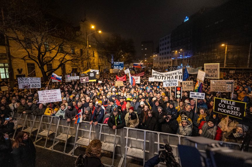Ismét több rendőrt tartóztathatnak le az ártándi határrendészek vesztegetési ügyében