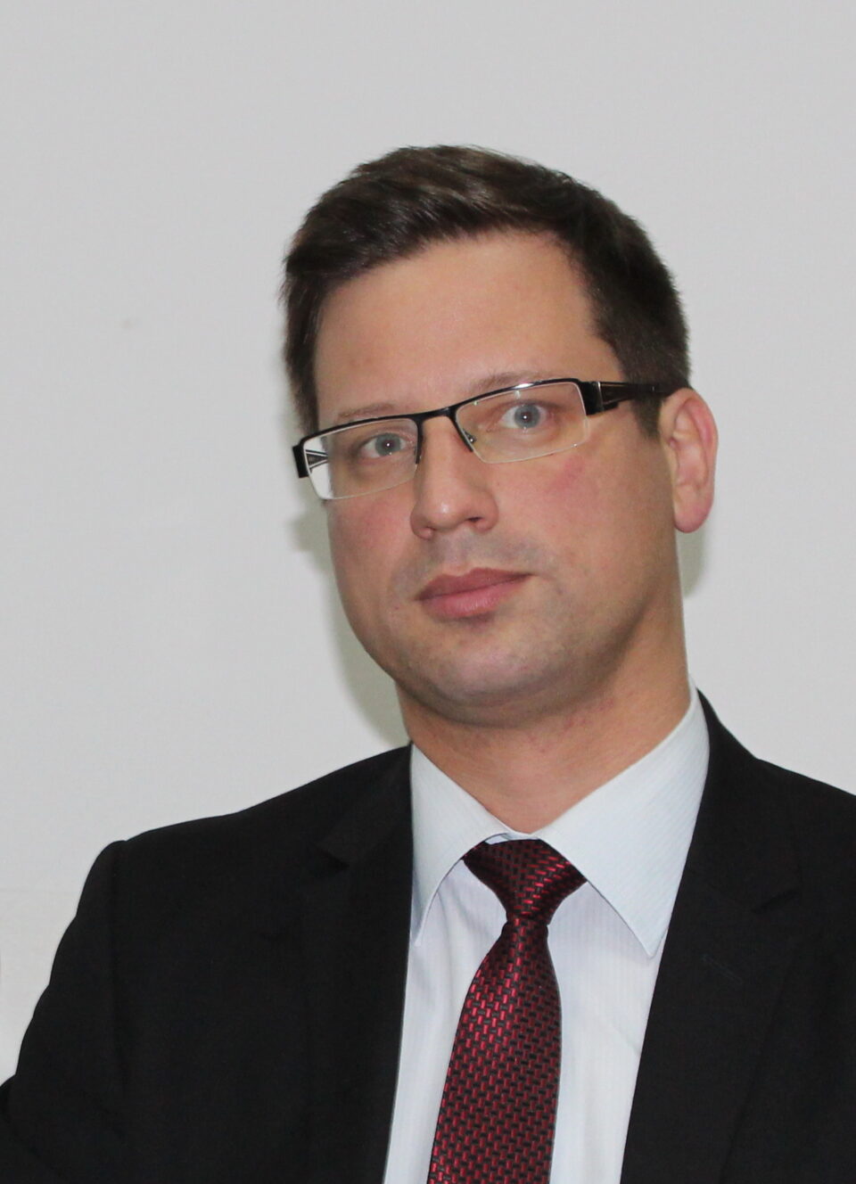 Gulyás Gergely még abba se hagyta a Kormányinfót, máris leszúrta őt Magyar Péter
