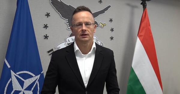 Lyukra futott Szijjártó Péter