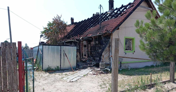 Négygyerekes nő háza égett le, mert a szomszéd áramot lopott