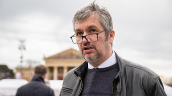 Hadházy Ákos szerint eltűnt 16 milliárd forint