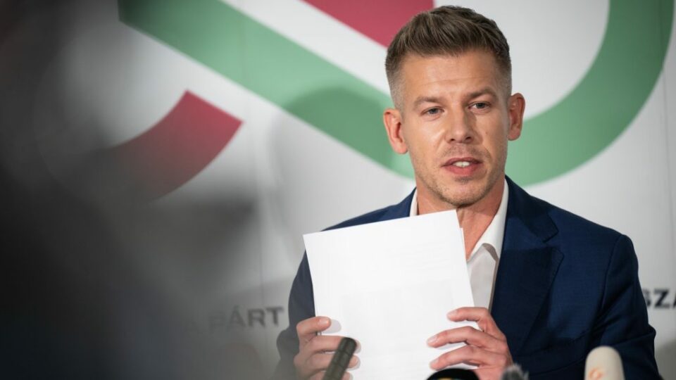Magyar Péter: Felszólítom a bűnüldöző szerveket, hogy haladéktalanul indítsanak vizsgálatot Orbán Viktor ellen