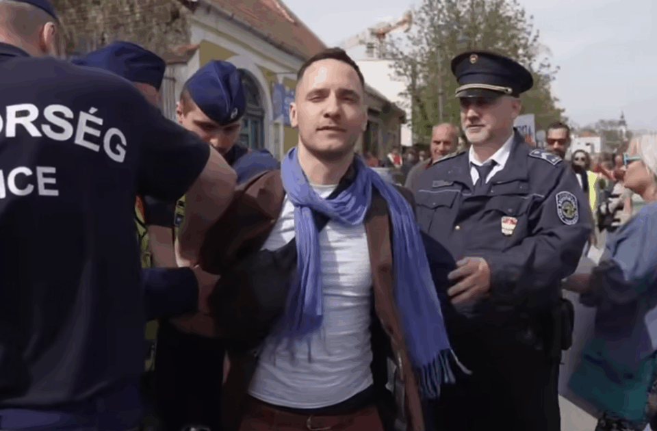 Már nem őrsparancsnok a rendőr, aki előállította a Tisza rendezvényét megzavaró megafonos segédlelkészt