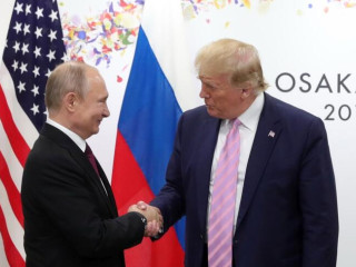 Nagy napra ébredtünk: Trump és Putyin egyeztet a békekötésről